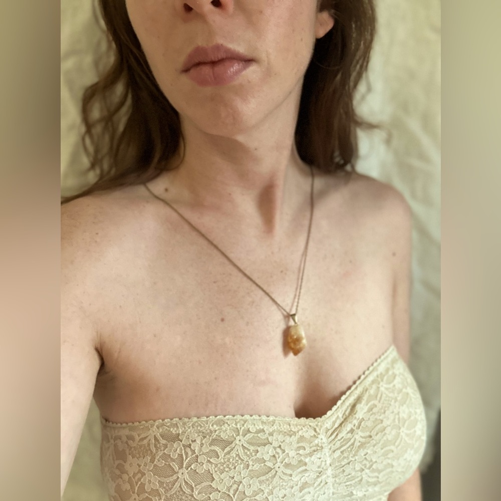 Gorgeous Citrine Gemstone pendent on gold chain